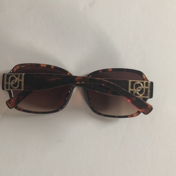 🏵2/$40🏵 Panama Jack Fashion Sunglasses - Picture 2 of 16